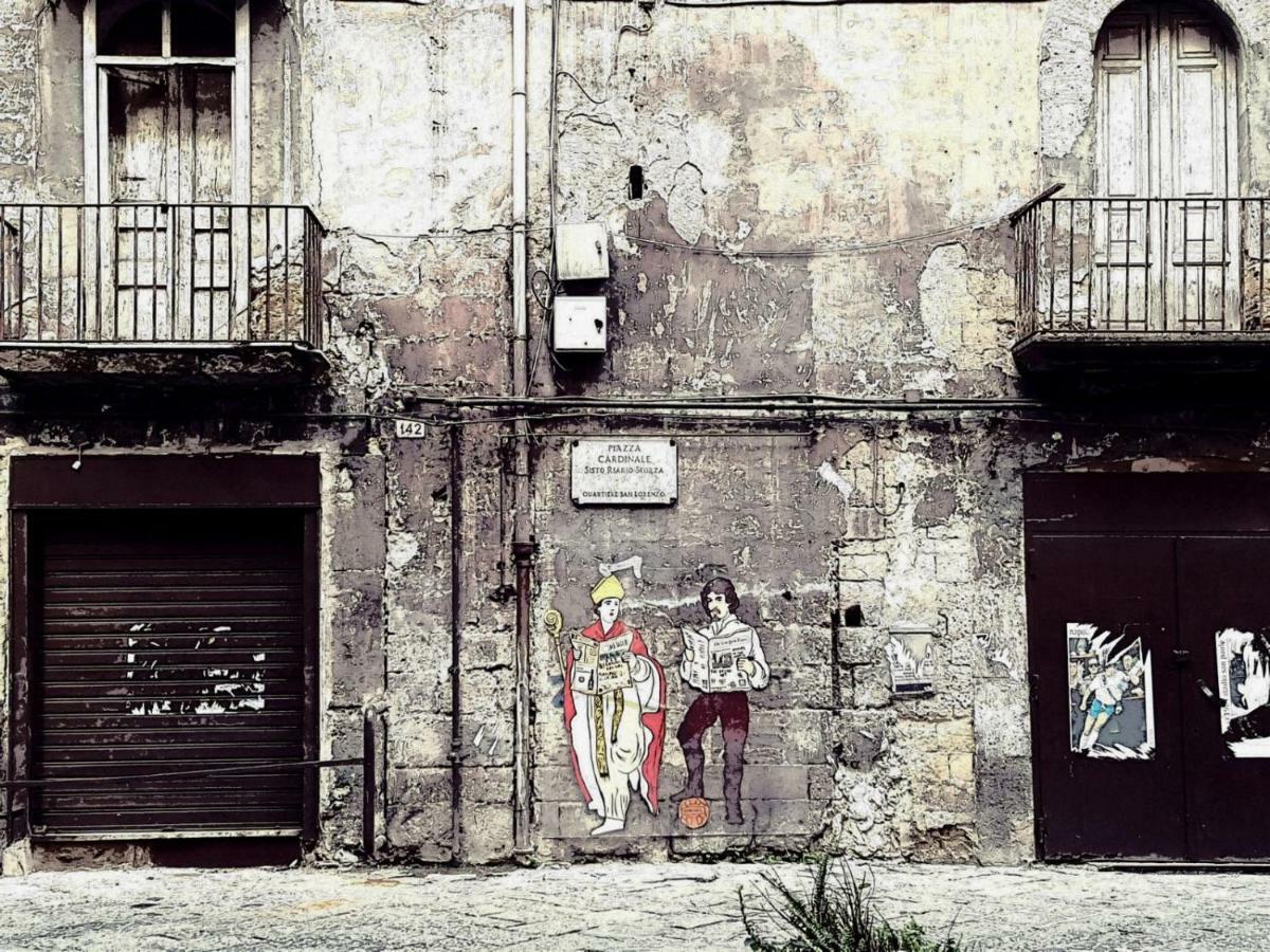 Ad Un Passo Dal Duomo "2" Leilighet Napoli Eksteriør bilde