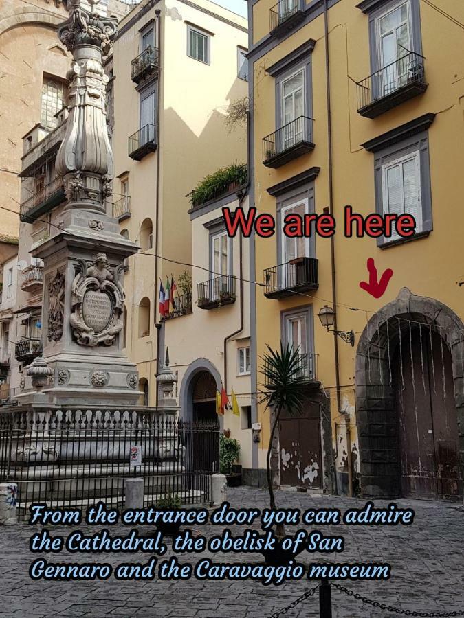 Ad Un Passo Dal Duomo "2" Leilighet Napoli Eksteriør bilde